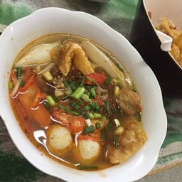 เกาเหลาเย็นตาโฟต้มยำ