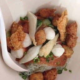 สุกี้แห้ง