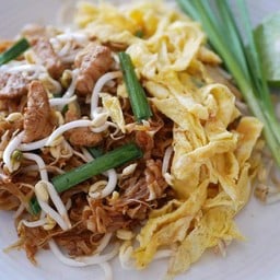 ผัดหมี่บ้านปู ตามสั่งสายเปย์