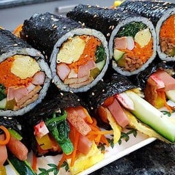 Kimbap ไส้แน่น