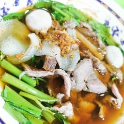 จิต หลักทรัพย์ (เนื้อตุ๋น หมูตุ๋น)
