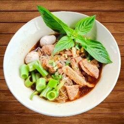 ก๋วยเตี๋ยวเรืออยุธยา สูตรโบราณ สาขา 8