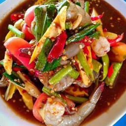 ส้มตำอีสานแซ่บนัว (วิลเลจซิตี้)