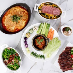 ข้าวผัดน้ำพริกอ่อง