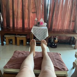 นวดเท้า
