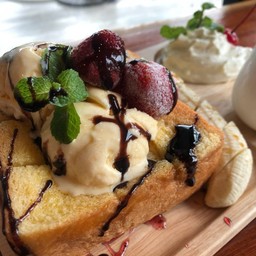 Bridge Hill Cafe