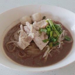 ก๋วยเตี๋ยวหมูหมัก ไม่มีเครื่องใน