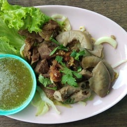 เนื้อตุ๋น+ไส้ตุ๋น ลวกจิ้ม