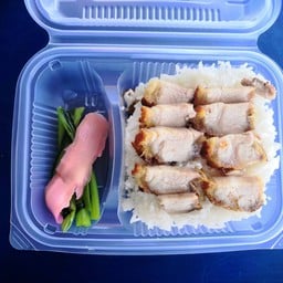 ข้าวหมูกรอบ  ธรรมดา