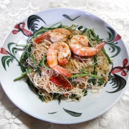 หมี่ผัดผักกระเฉด เจ๊หมวย - สาขาบางพลี