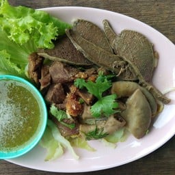 เนื้อตุ๋น+ไส้ตุ๋น+ม้ามตุ๋น ลวกจิ้ม