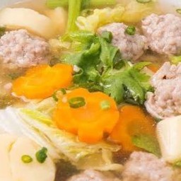 ต้มจืดหมูสับวุ้นเส้นเต้าหู้