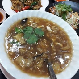 กระเพาะปลาน้ำแดง