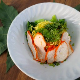 บะหมี่ไก่แดง