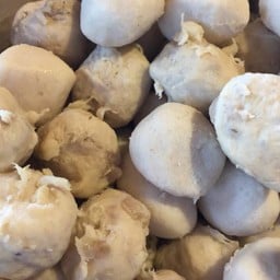 ลูกชิ้นหมู50ลูก