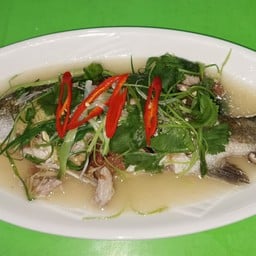 ปลากะพงนึ่งบ๊วย