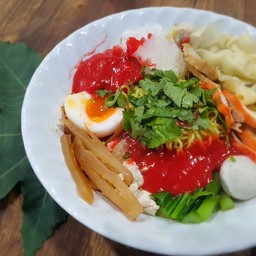 บะหมี่เกี๊ยวเย็นตาโฟ