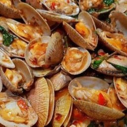 หอยลาย ผัดพริกแกง