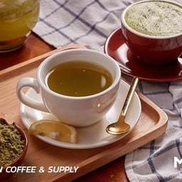 ชาเขียวพรีเมียมน้ำผึ้งมะนาวร้อน