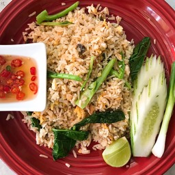 ข้าวผัดปลาเค็ม