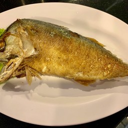 ปลาทูทอด  1  ตัว