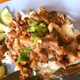 ข้าวหมูทอด