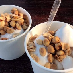 ไอติมกะทิความสุขที่ไม่มีวันละลาย สาขาเฉลิมพระเกียรติ ถนนพัฒนาการตัดใหม่