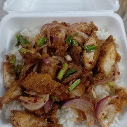 ข้าวยำไก่แซ่บ