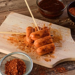 ไส้กรอกหนังไก่กรอบ