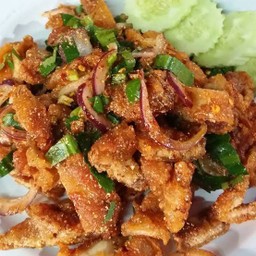 ข้าวยำไก่แซ่บ