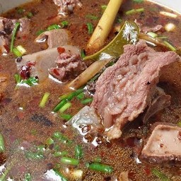 ต้มแซ่บเนื้อขม