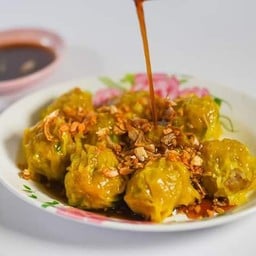 คุณโปรดขนมจีบ น่า ม.ราชภัฏ ร้านเดียวกับหน้าราชภัฏ วันไหนหน้าร้านปิดสั่งในแอพได้เลยค่ะ