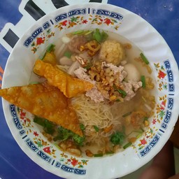 บะหมีน้ำใส