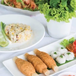 กุ้งพันอ้อย 3 ชิ้น