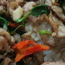 กะเพราเนื้อ