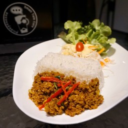 ข้าวราดคั่วกลิ้ง
