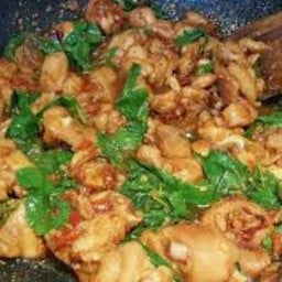 ข้าว กะเพรา ไก่