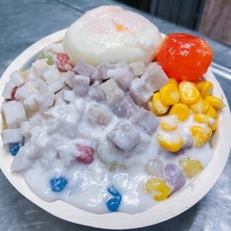 บัวลอยทรงเครื่องใข่คู่