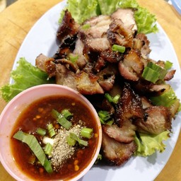 คอหมูย่าง