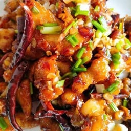 ข้าวผัดพริกแห้ง+(เนื้อ)