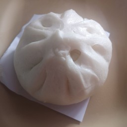 ซาลาเปาหมูสับ ไข่เค็ม