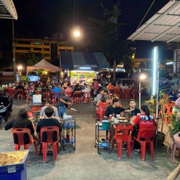 ร้านร้อยรัตน์ หมูจุ่ม-เนื้อจุ่ม-ทะเลจุ่ม