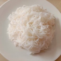 ขนมจีน