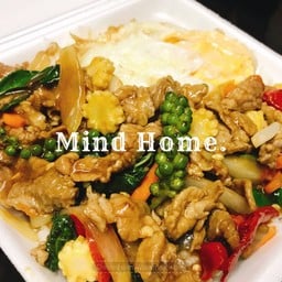 ผัดขี้เมาเนื้อราดข้าว