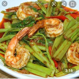 พริกแกงผักบุ้ง หมุ,ไก่,กุ้ง,หมุกรอบ,หมึก,เนื้อ