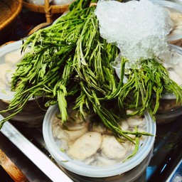 หอยนางรมพร้อมเครื่อง