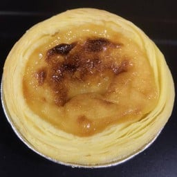 ขนมทาร์ตไข่ อบใหม่ทุกวันเลยจ้า(น้องกิ๊ก)