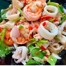 ยำรวมมิตรทะเล