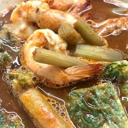 แกงส้มชะอมกุ้ง