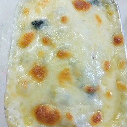 ผักโขมอบชีส